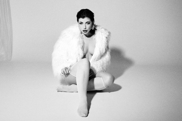 Essential Tips for Choosing the Ideal Swim Cover-Up for Your UK Beach Vacation